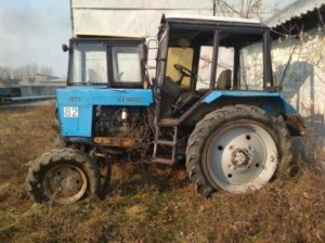 Трактор Беларус-82.1, госномер 9334ХМ27, год выпуска 2013
