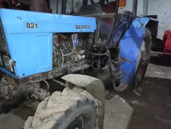трактор Беларус-821