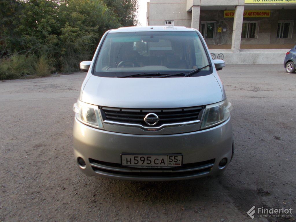 Nissan Serena 2005