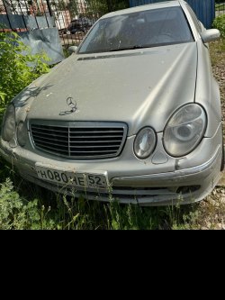 MERCEDES-BENZ E 320, 2003 года выпуска