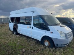 222700 автобус класса В (на базе Ford Transit), 1шт.