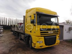 Грузовой тягач седельный DAF FT XF105 410