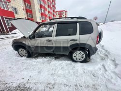 Транспортное средство Chevrolet Niva, 2011 года выпуска