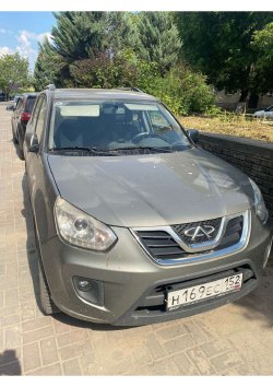 автомобиль марки CHERY модель Tiggo 2013 г.в. VINномер LVVDB11B0DD212497. В залоге у ПАО СОВКОМБАНК