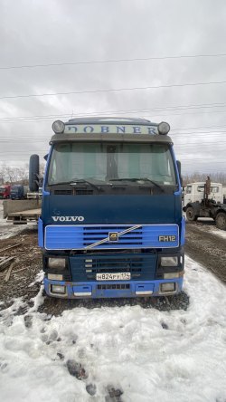 Седельный тягач Volvo FH, 2000 г.в. (фургон) Лот №1 Лот №1 Лот №1 Лот №1