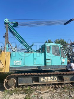 Кран гусеничный самоходный KOBELCO 7045