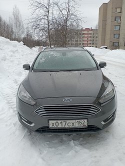 автомобиль Ford , модель Focus