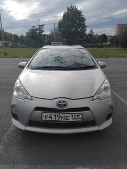 Автомобиль марки TOYOTA модель AQVA HYBRID 2014 г.в. номер кузова NHP102374776.