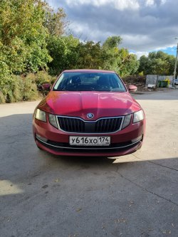 легковой автомобиль Skoda Octavia, 2018 года выпуска, номер VIN – XW8AC4NE9JH028345