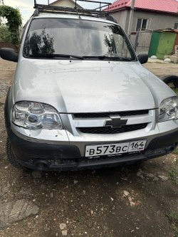 Автомобиль chevrolet niva, 2010 г.в., цвет светло-серебристый, н/з в573вс164, vin:…