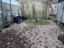 Нежилое здание, площадь: 27,7 кв.м., адрес (местонахождение): Республика Крым, Симферопольский…