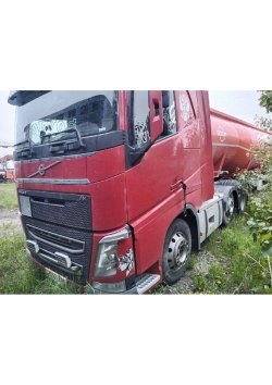 АО «Сбербанк Лизинг»         Лот №3135.  Седельный тягач Volvo FH 500, 2017