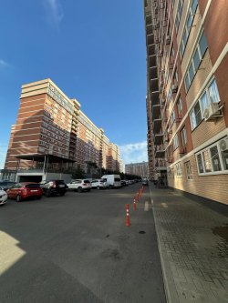 Торги по продаже имущества должника Лозовой Э.С. лот № 1: Двухкомнатная квартира, общей площадью…