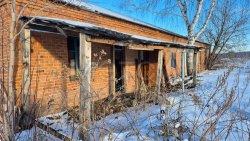 Здание 393,4 кв.м. и земельный участок 679 кв.м. в Новосибирской обл.