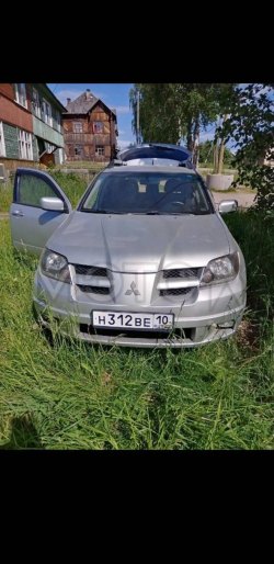 Mitsubishi Outlander, 2003 года, 136 лс, 300000 км.