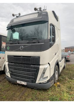 АО «Сбербанк Лизинг»          Лот №3370.  Седельный тягач VOLVO FH, 2023