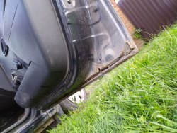 Автомобиль легковой, марка: RENAULT, модель: LOGAN (SR), VIN: X7LLSRAGH6H017796, гос. рег. номер:…