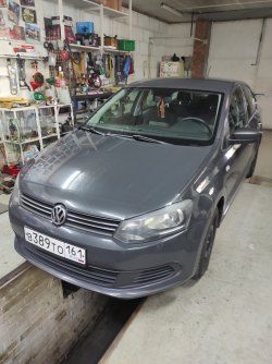 Легковой автомобиль