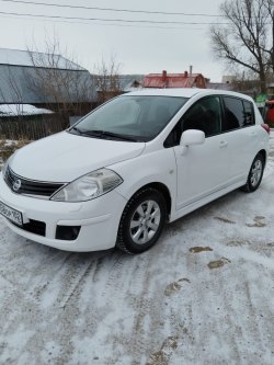 Автомобиль марки НИССАН модель ТИИДА 2011 г.в. VIN-номер 3N1FCAC11UK551283.
 Лот №1 Лот №1 Лот №1