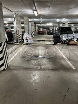 Машино-место в Москве, 18,2 кв.м. 