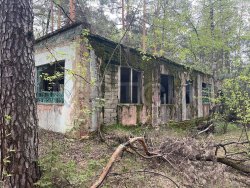 Здания и земельный участок 27013 +/- 58 кв.м. в Московской обл.