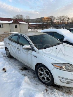Ford Mondeo 2012 г.ода, 239,3 л.с., 200 000 км., АКПП