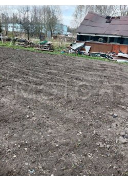 1/6 доля дома и 1/3 доля земельного участка в Ленинградской обл.