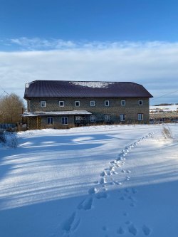 Имущественный комплекс, в состав которого входит: нежилые здания, земельные участки, сооружения…