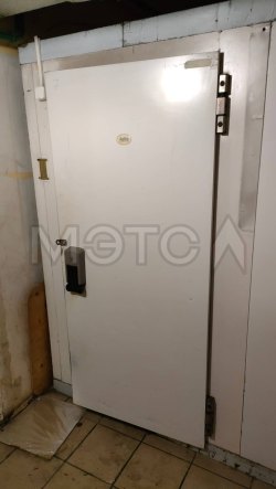 Холодильные камеры ASTRA б/у с пультом управления
