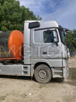 Грузовой тягач Mercedes-Benz Actros 1844 LS, 2016 года