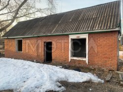 Здания и земельный участок 17000 кв.м. в Омской обл. 