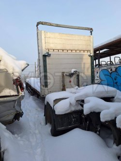 Полуприцеп с бортовой платформой Schmitz S01, 1999 года