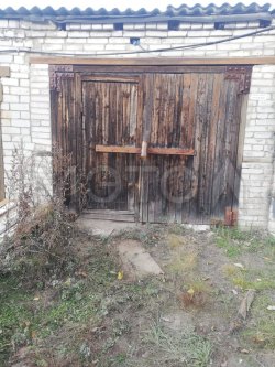 Гараж 18,2 кв.м. и 1/330 доля земельного участка в Коми