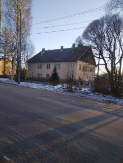 Квартира, кадастровый номер 53:07:0040207:80, доля в праве 1/2.