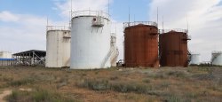 Слива-наливная ж/д эстакада на 14 вагонов-цистерн, операторная ж/д слива-наливной ж/д эстакады…