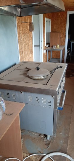 плита электрическая 4-х секционная