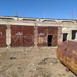 Автогараж 510,9 кв.м. и площадка 440 кв.м. в Калмыкии