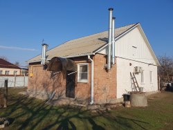 Земельный участок общей площадью 3577 кв.м. (кадастровый номер 61:40:0060101:372) и жилой дом общей…