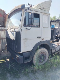 Грузовой тягач седельный МАЗ 64229 032, год выпуска: 2001, идентификационный номер VIN:…