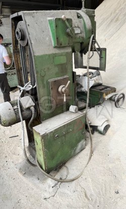 Станок вертикальный фрезерный