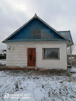 Нежилое здание, площадь: 34,7 кв.м., кадастровый номер: 30:10:110303:1840 и земельный участок…