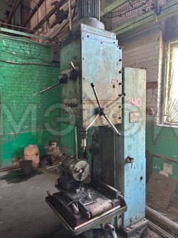 Станок вертикально-сверлильный 2С132