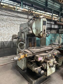 Станок вертикально-фрезерный 6Р12