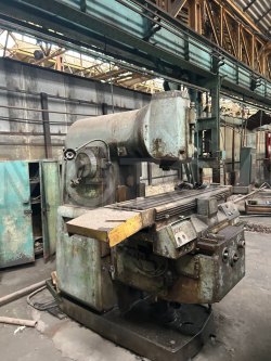 Станок вертикально-фрезерный 6С12