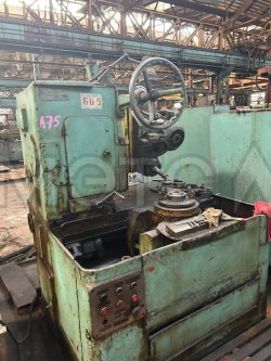 Станок зубодолбежный полуавтомат 5М 580