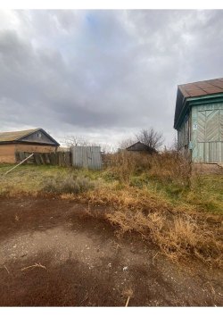 1/6 доля в праве на жилое здание, площадь: 47,5 кв.м., кадастровый номер: 56:19:0904001:883 и 1/6…