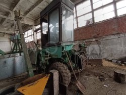 Комбайны кормо- / зерноуборочные, Тракторы Беларус