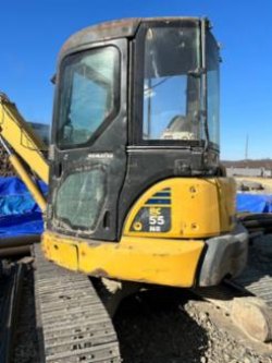 экскаватор Komatsu PC55MR-3, 2012 г.в., зав № (рамы): 17055, цвет: желтый, документы (СОМ, ПСМ): в…