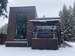 Дом 528,7 кв.м. и земельные участки в Московской обл.