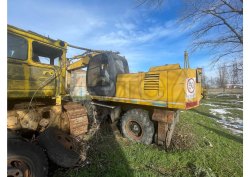 ЕК -18 экскаватор ГРЗ 9160 КО ЗС, 2002 года